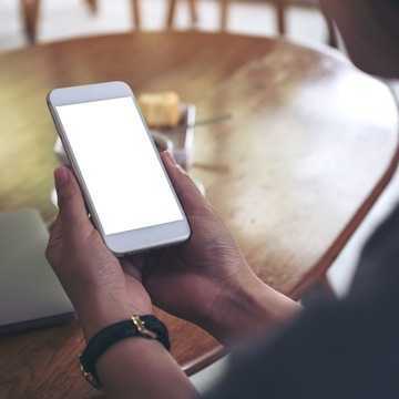 山梨小1女児行方不明　SNSで犯人扱いされる「母親」が明かした苦悩 