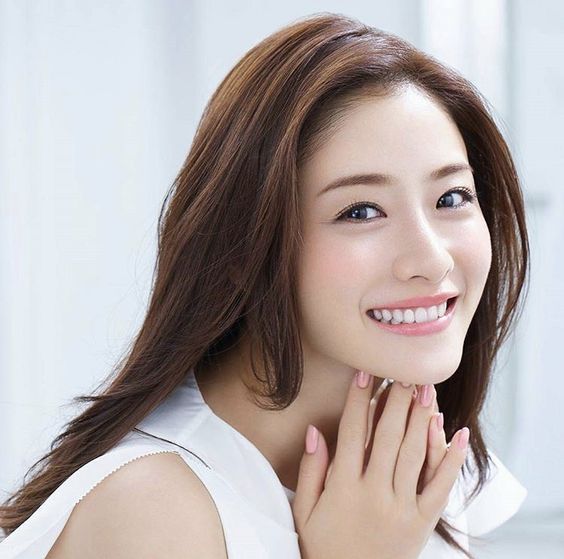 石原さとみって、そこまで可愛い？