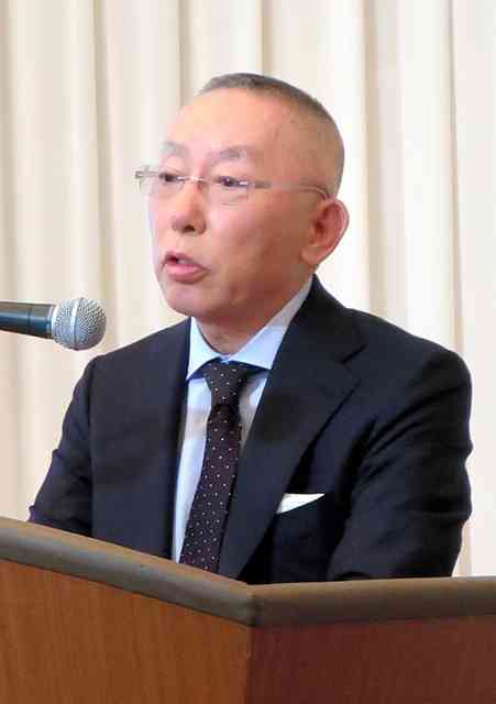 ユニクロ、国内は暖冬で不振　通期利益見通しを下方修正：朝日新聞デジタル