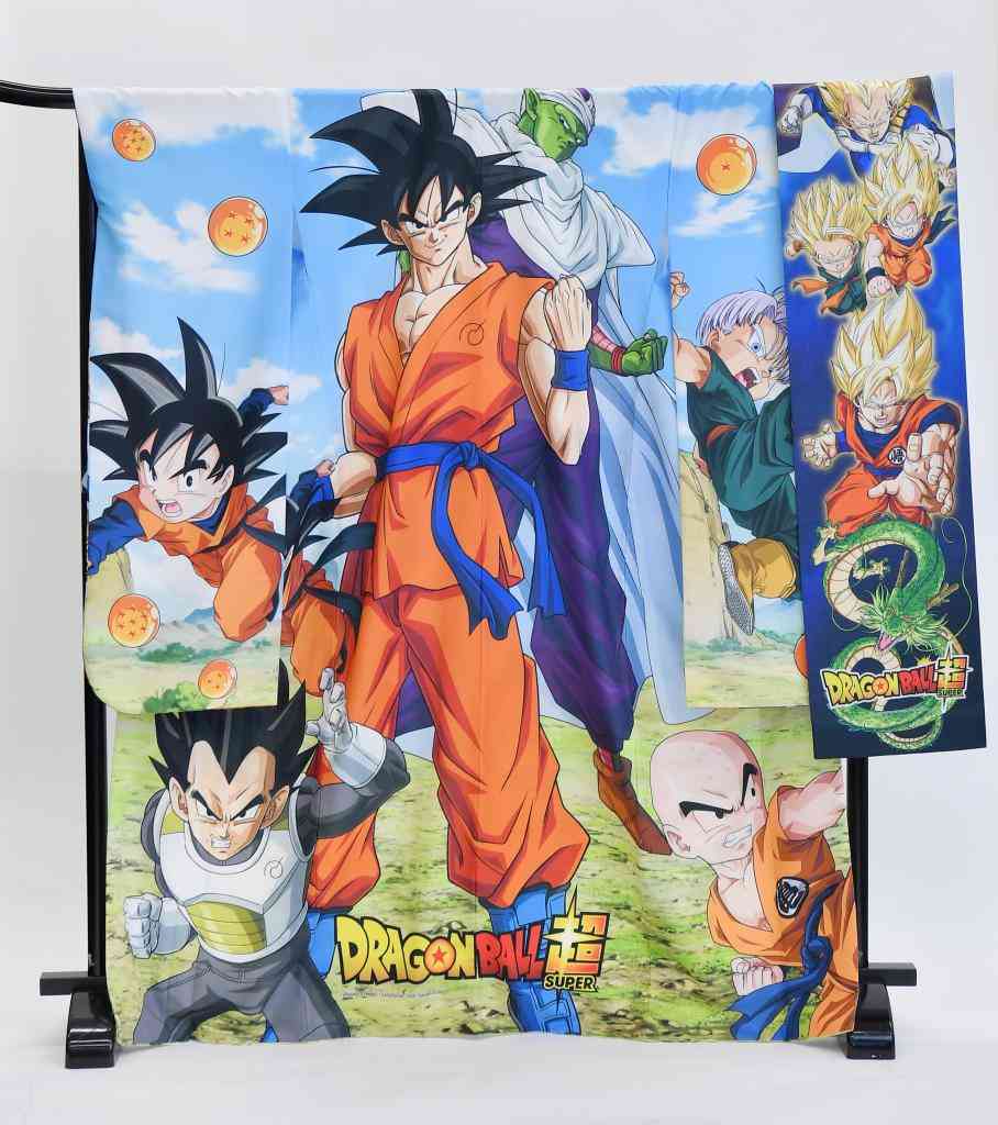 予約殺到!悟空、クリリンらが躍動するドラゴンボールの着物がすごい