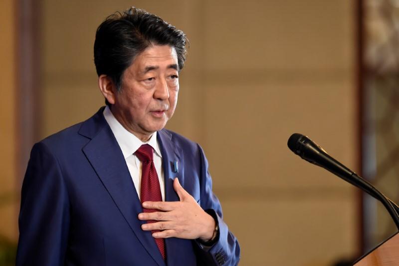                 首相が11日から中東訪問、緊張緩和へ「重要な役割」＝官房長官 - ロイター