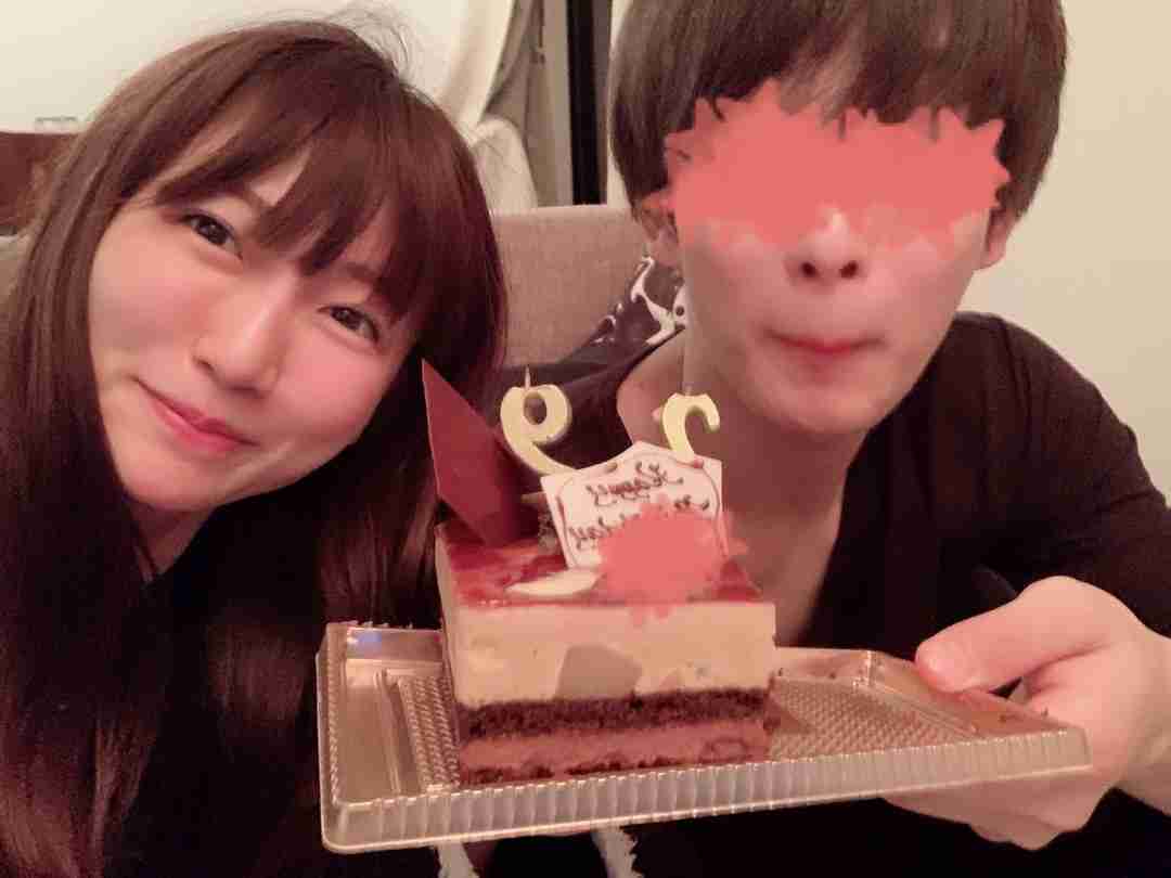 「あいのり」桃、年下婚約者の29歳誕生日を報告…お祝いするも「作戦があんまりうまくいかず…笑」