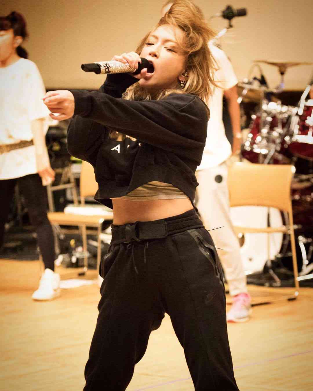 ayumi hamasaki on Instagram: “信じた道を今日も力強く進み続けるのみ。・昨日の涙も、今日の笑顔も、どちらも真実だから。#anation2018・Photo by @masayukikamo”