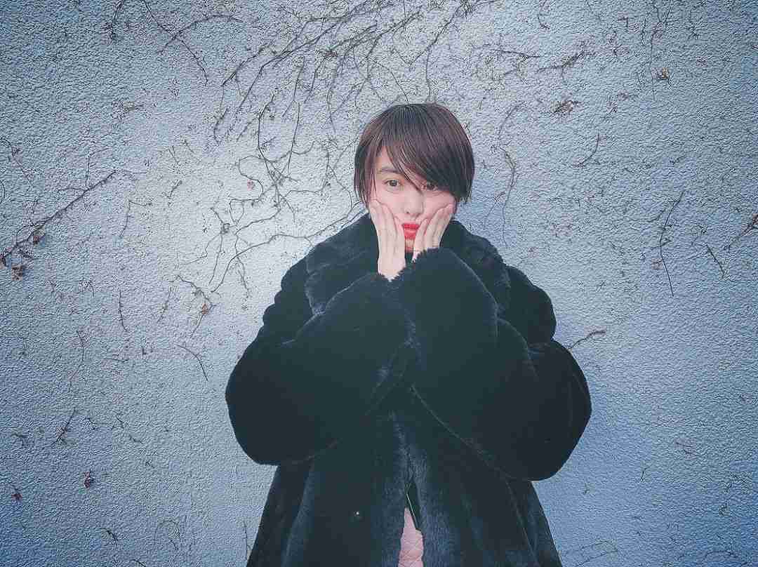ショートカットの山本美月、私服ショットに称賛の声「スタイル抜群」「超タイプです」