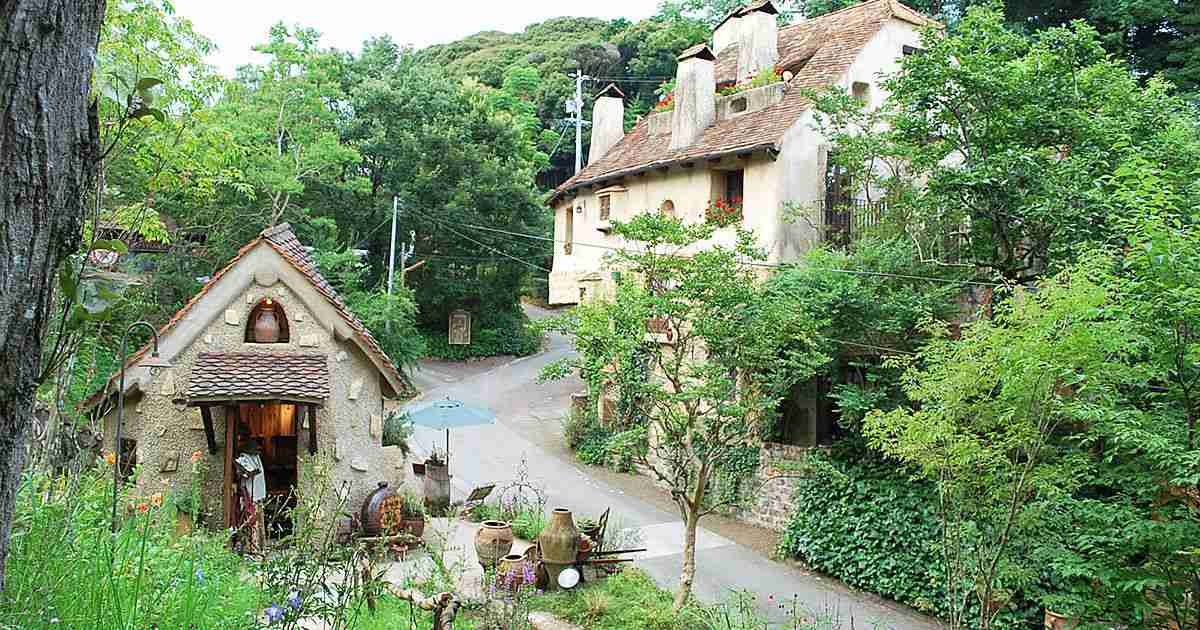 メルヘン感がすごい！浜松「ぬくもりの森」は、おとぎの世界のような非日常空間だった│観光・旅行ガイド - ぐるたび