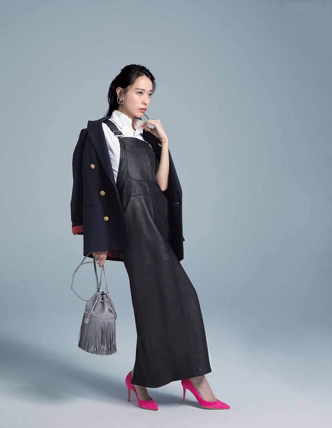 戸田恵梨香「CLASSY.」初表紙「実は初めて着た」サロペット姿が美しい