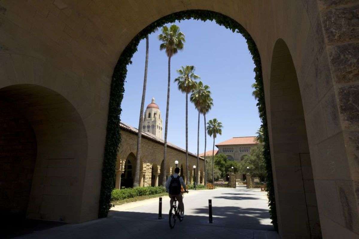 日産自：ゴーン被告の子供４人の米大学授業料を負担していた－関係者 - Bloomberg