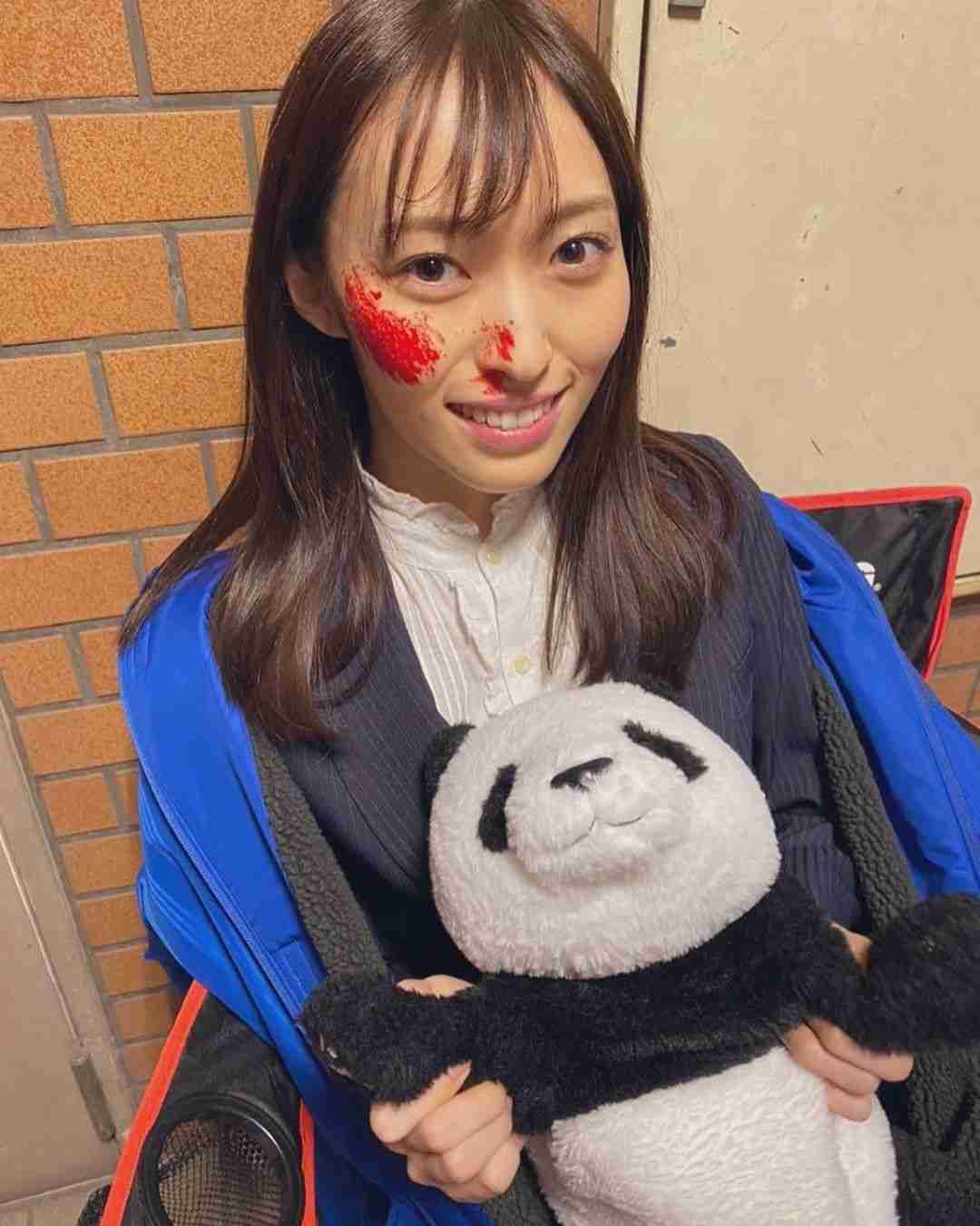 シロでもクロでもない世界で、パンダは笑う。【公式】 on Instagram: “‪『#シロでもクロでもない世界でパンダは笑う』1話ゲストの #山口真帆 さん??‬ ‪初ドラマ出演ながら、窓からの転落も血だらけのお芝居も、体当たりで頑張ってくれました?✨‬ ‪見逃した方はぜひ！配信をご覧ください?→tver.jp/corner/f0044888‬…”