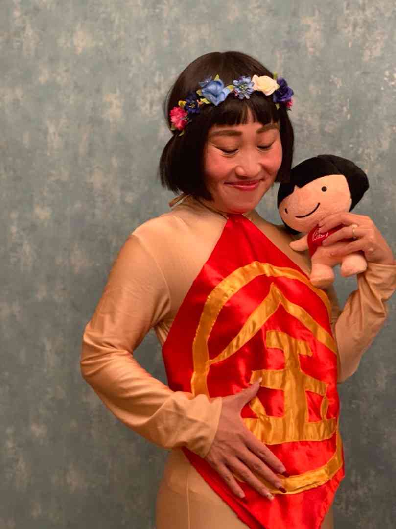 第1子妊娠中のキンタロー。あっちゃん風「マタニティフォト」投稿「怒られるのを覚悟で…」
