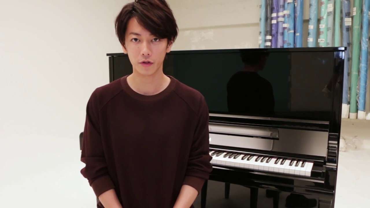 【9月5日発売！】「佐藤健 in 半分、青い。」PHOTOBOOK プロモーション映像 - YouTube