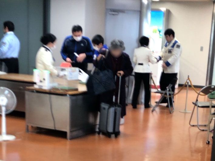 「5年以上もずさんな警備」ALSOKが空港保安検査で「警備業法」違反