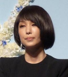 中島美嘉主演の舞台「イノサン」突然の中止 パリ公演直前に...「遅すぎでしょ」と悲鳴 