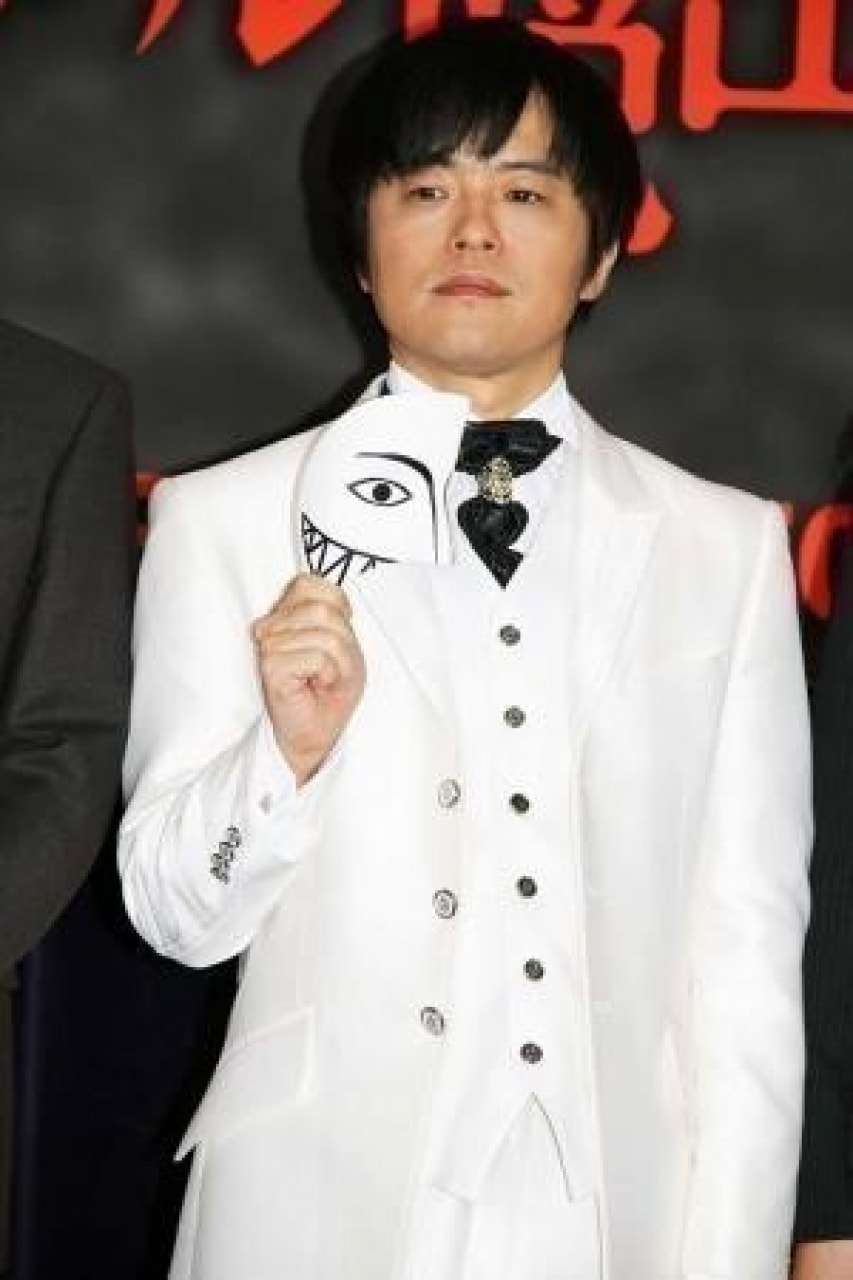 バカリズム、松本人志に結婚を報告できなかったワケ 年齢非公表の妻・夢眠ねむの歳を聞かれる場面も | リアルライブ
