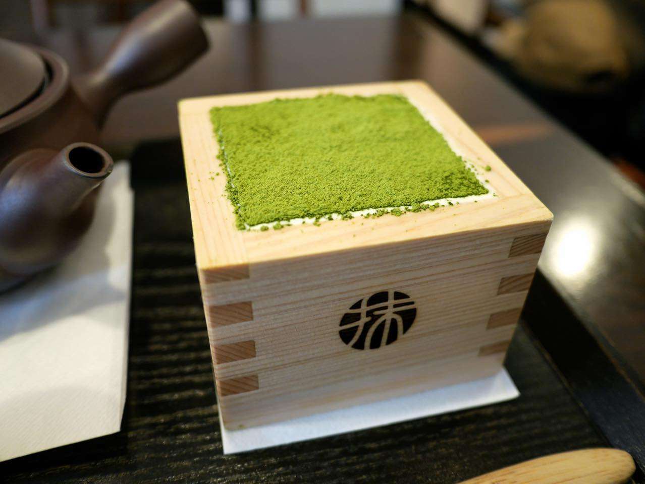 升の器で提供される宇治抹茶ティラミスが絶品！京都河原町「MACCHA HOUSE 抹茶館」へ行こう！ | GOTRIP! 明日、旅に行きたくなるメディア