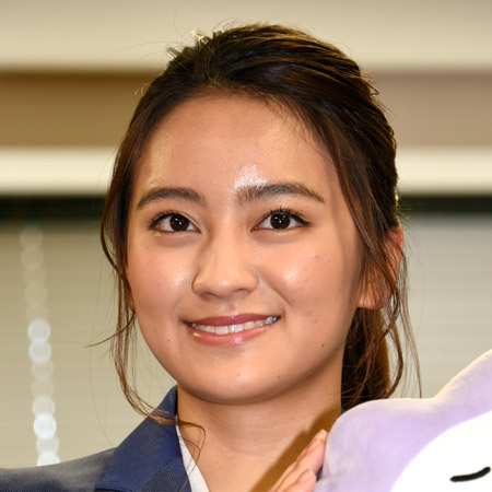岡田結実、「春に所属事務所退所」と報じられた“根拠”とは？ | アサ芸プラス