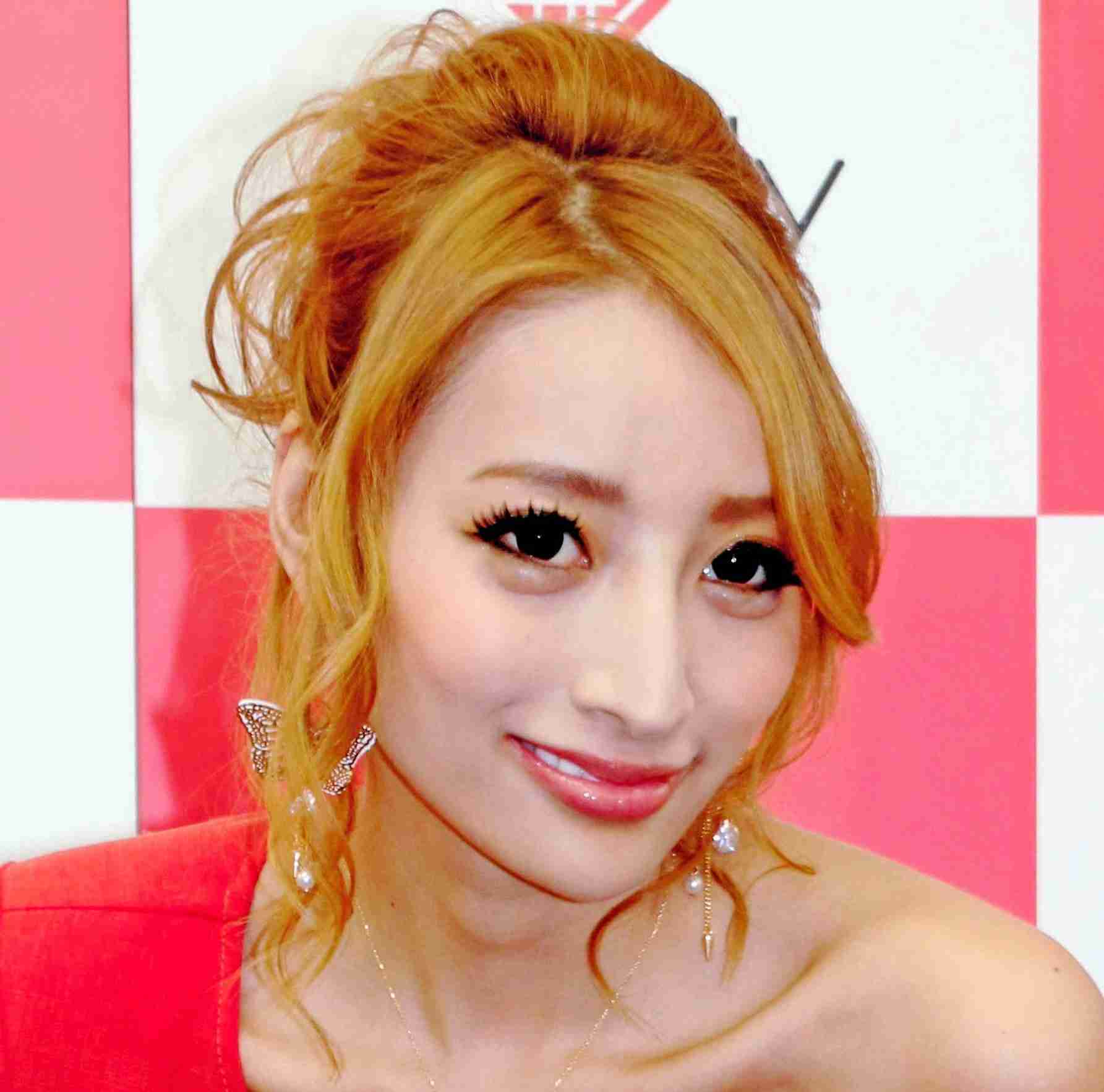 加藤紗里 クラファンでマタニティ本の資金募る お返しは「写真撮り放題」など