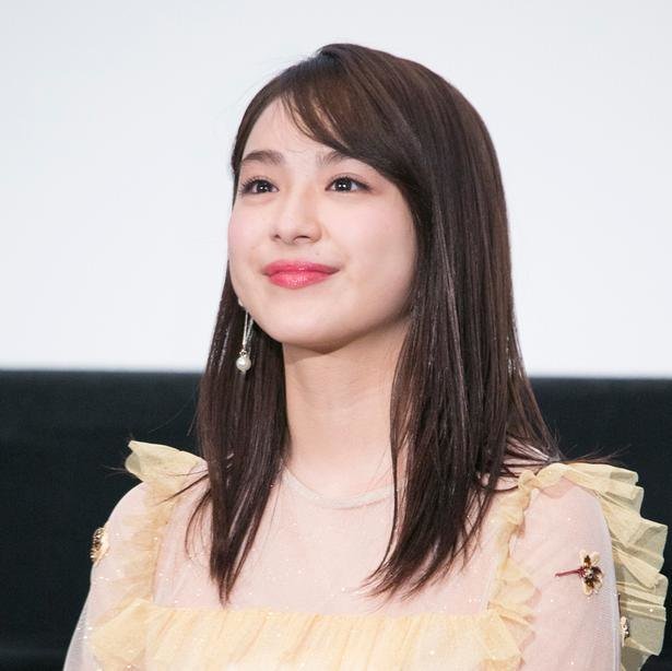 平祐奈、チェック柄の帽子×ヒョウ柄トップス…“ド派手ファッション”に自虐ツッコミ （1/3） | 芸能ニュースならザテレビジョン