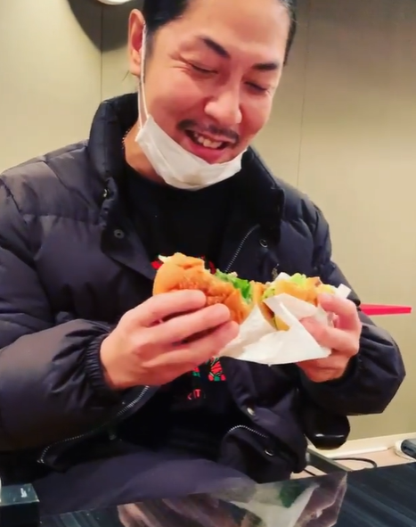 上地雄輔、“食べ物を使ったいたずら”が物議　「こういうの本当に嫌…」