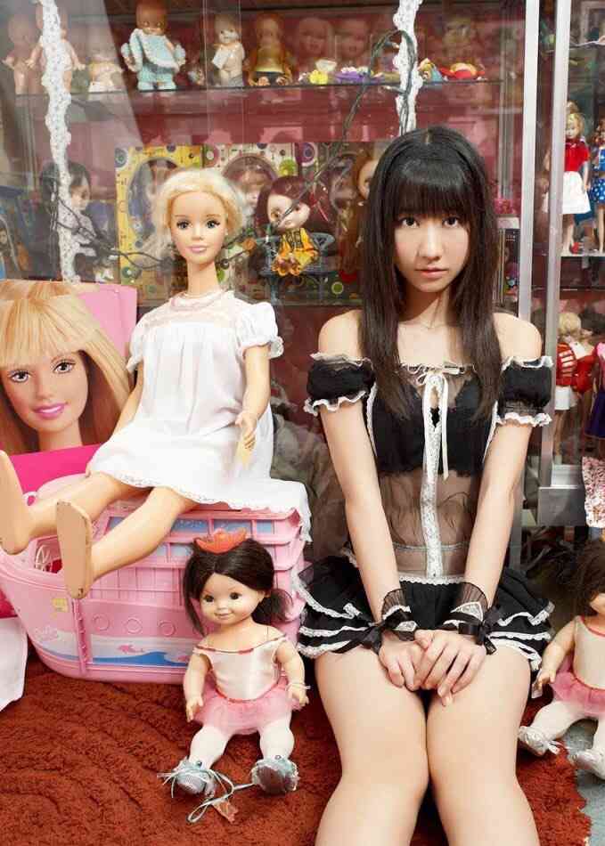 【微閲覧注意？】柏木由紀、10年前の色っぽい写真を公開するも「怖い…」と話題に