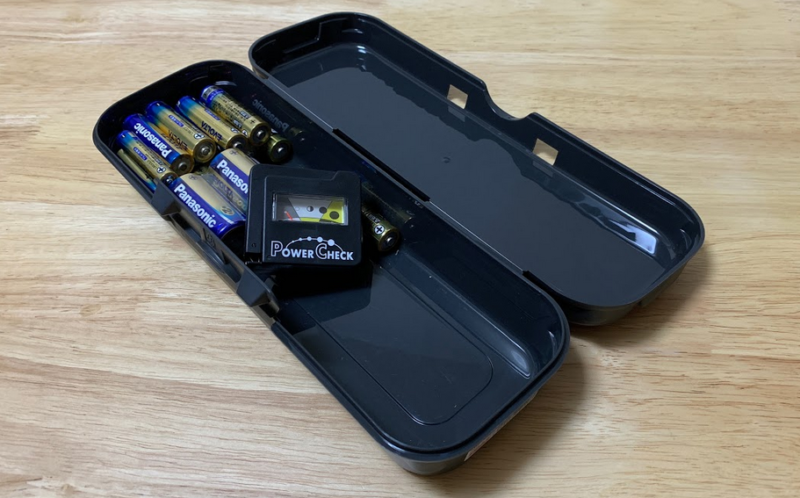 侮るな100均「セリア」の収納グッズ！？乾電池は