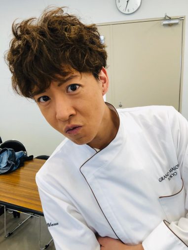 えっ木村拓哉？ 話題のソックリ芸人・元木敦士に聞いたキムタク顔のコツ