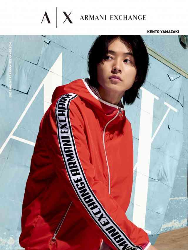 山崎賢人、アルマーニに身をつつんだクールなビジュアル!