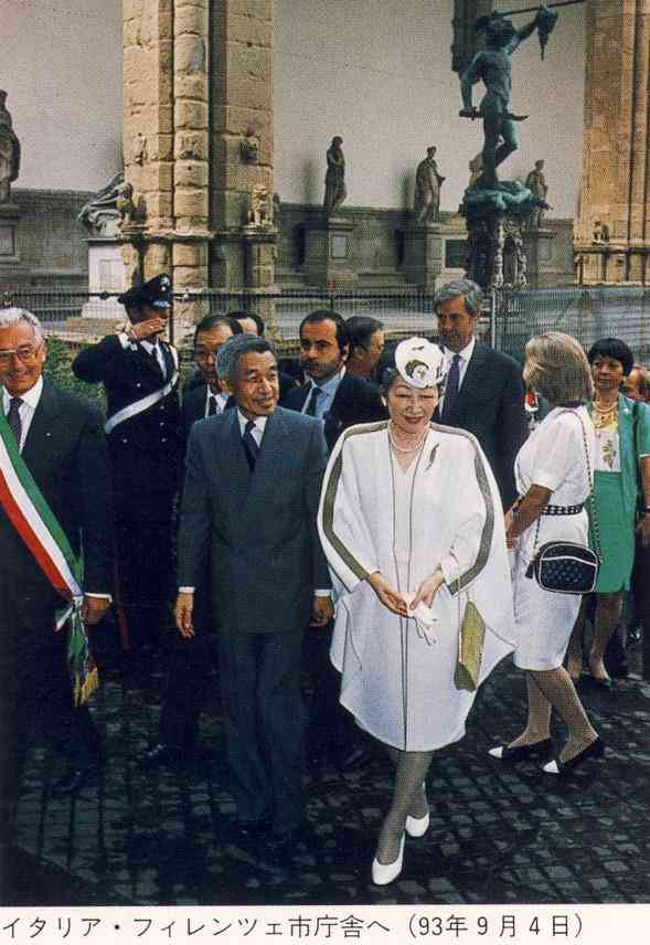 天皇・皇后両陛下、今春に訪英