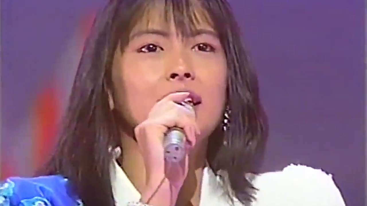 「CATCH ME」中山美穂 - YouTube