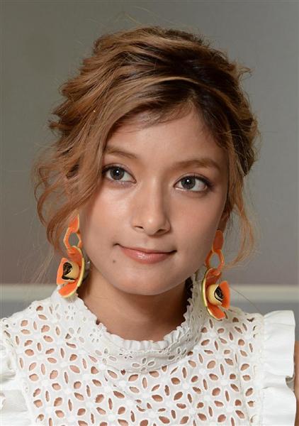 ローラさんの父親また逮捕　デング熱装い海外療養費９９万円詐取容疑 - 産経ニュース