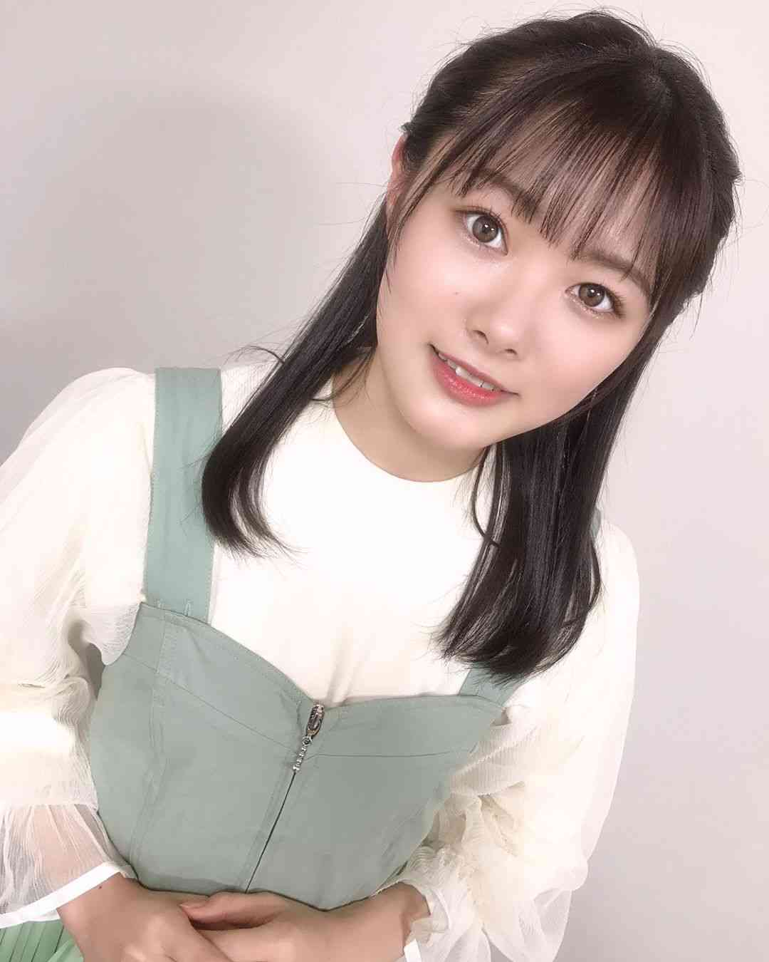 長谷川玲奈/Rena Hasegawa./하세가와 레나 on Instagram: “ぽん！”