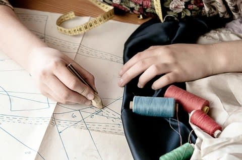 美智子さんの婚約会見のドレスは3日で仕立てたナイロン製！① - 思索の軌跡　＜書籍・資料からの一考察＞