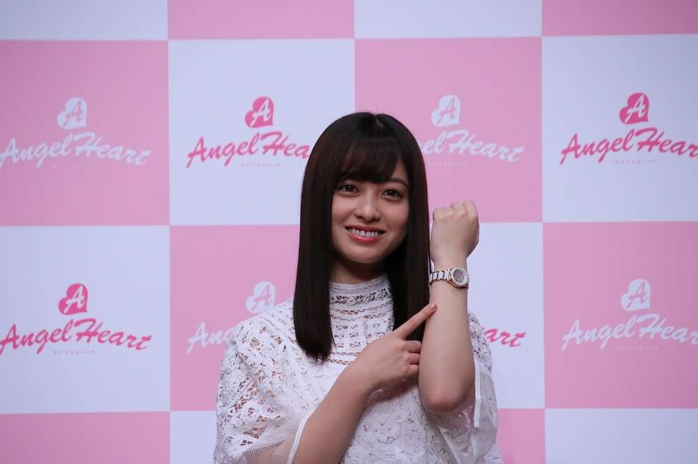 橋本環奈、人気の理由が見えた会見ウラ話　ハプニング連発も抜群の「対応力」で... : J-CASTニュース