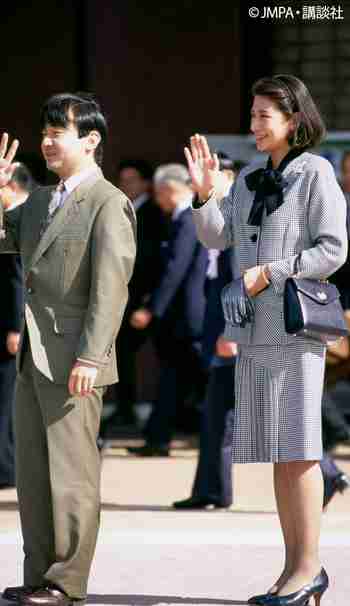 天皇・皇后両陛下、今春に訪英