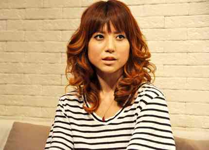 hitomi 密着取材で長女を説教する姿に「毒親」と批判の声