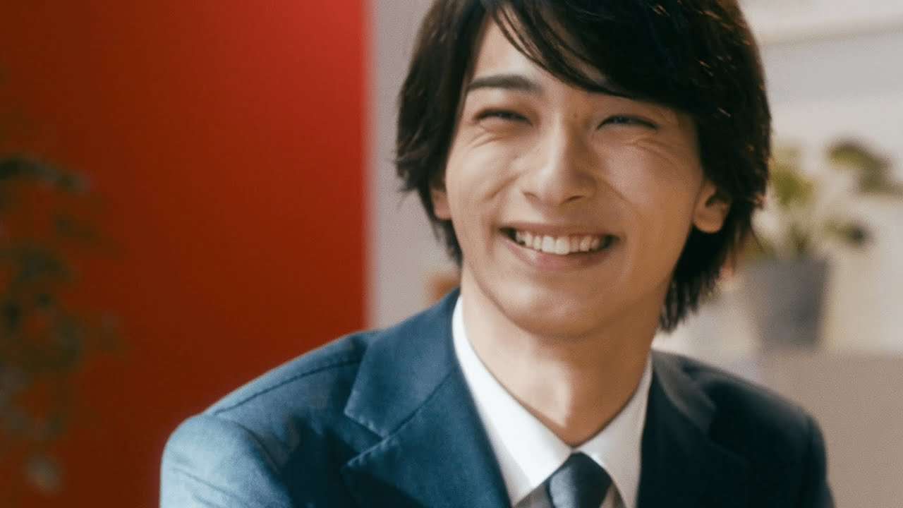 【横浜流星主演】『雨と、わたしと、完璧すぎるワイモバ店員』/Y!mobile - YouTube