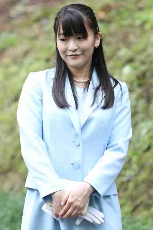 眞子さま、美智子さま不在のタイミングに結婚に関する発表も（NEWS ポストセブン） - Yahoo!ニュース