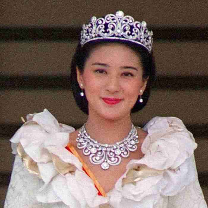 天皇・皇后両陛下、今春に訪英