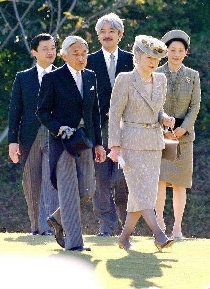 天皇・皇后両陛下、今春に訪英