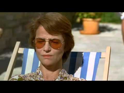Swimming pool (2003) - Trailer - YouTube