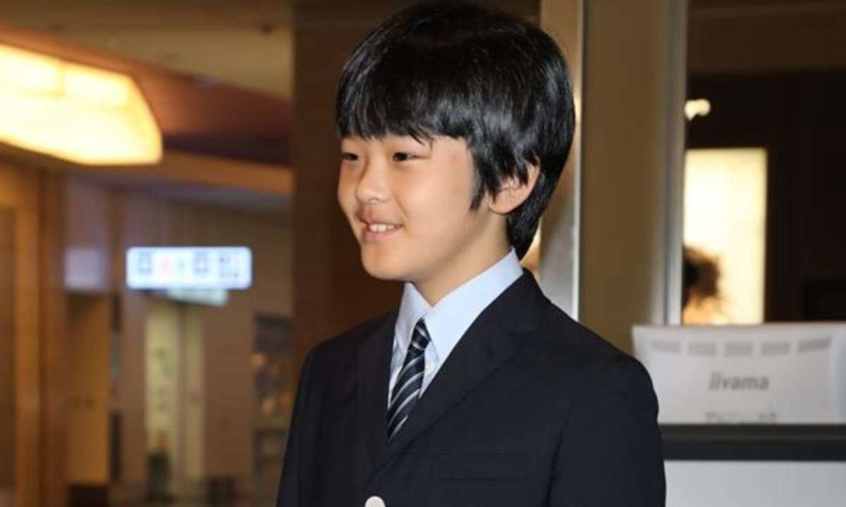 悠仁さま「ヤンキー化」の恐れ　宮内庁幹部「秋篠宮ご夫妻に教育を任せるのはムリ。愛子さまが…」と断言｜菊ノ紋ニュース