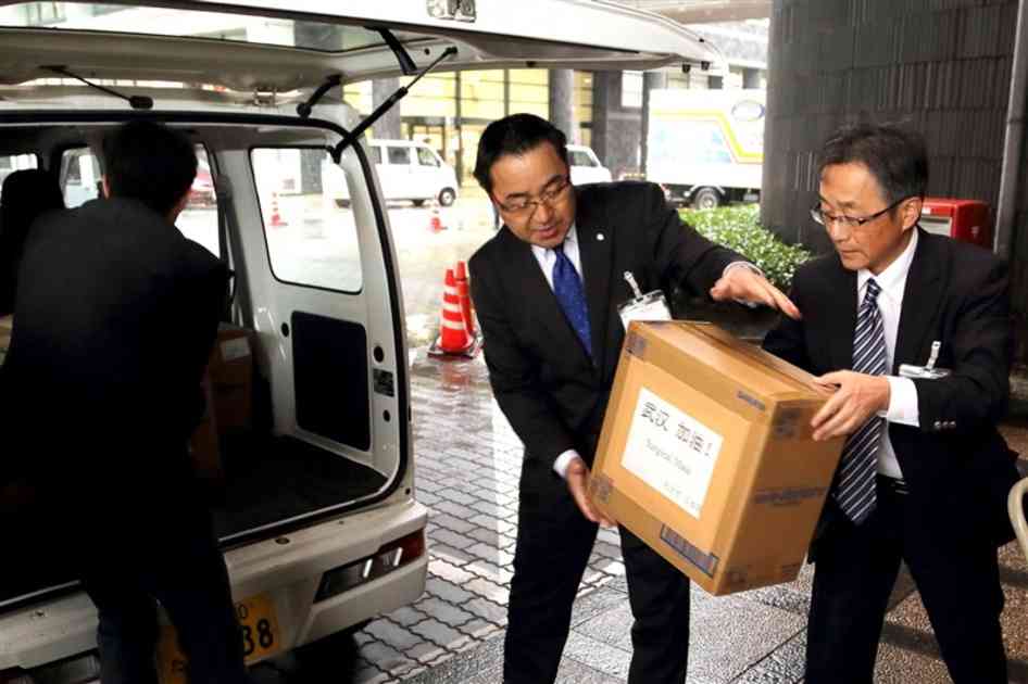 「武漢頑張れ」激励込めマスク3万枚を大分市が寄贈　中国から感謝も｜【西日本新聞ニュース】