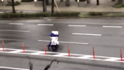 台風、大雪などの際にデリバリーを頼むことについて【あり？なし？】