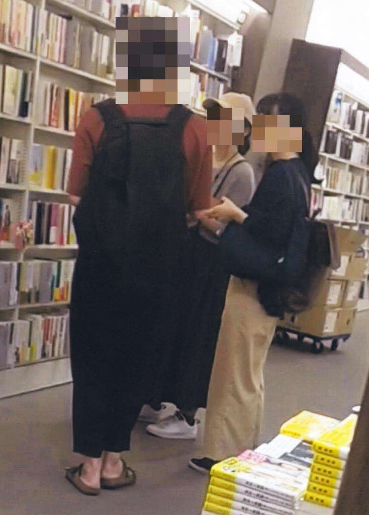 「いいね」で接近…カルト勧誘の舞台はSNSへ　“偽女子会”に誘導する手口も (1/3) 〈AERA〉｜AERA dot. (アエラドット) 