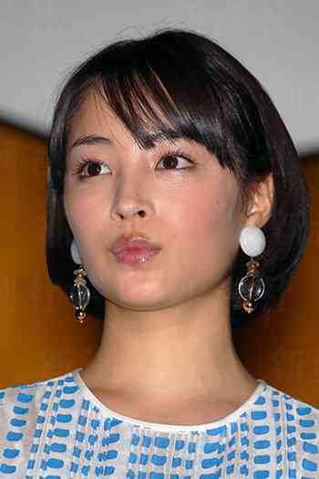 広瀬すずが新生児を抱く中川大志を笑う「なつぞら」SNS動画に批判集まる