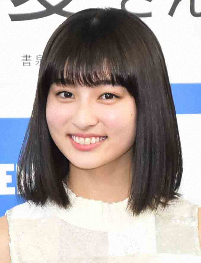 吉川愛　上白石萌音＆佐藤健ら「恋つづ」メンバー写真公開に「続編やって」「恋つづメンバー最高！！」― スポニチ Sponichi Annex 芸能