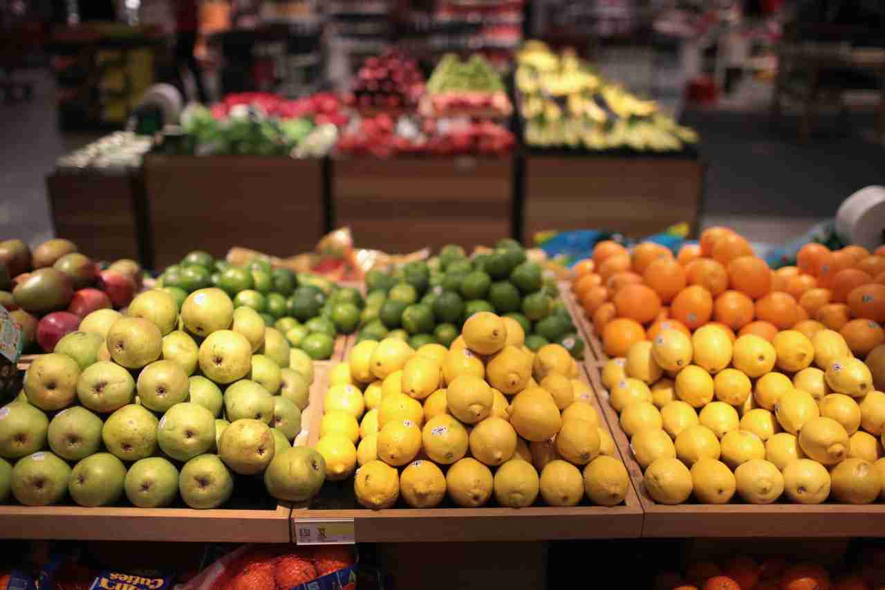 Vallarta Supermarkets to implement special hours for seniors, disabled | fox5sandiego.com