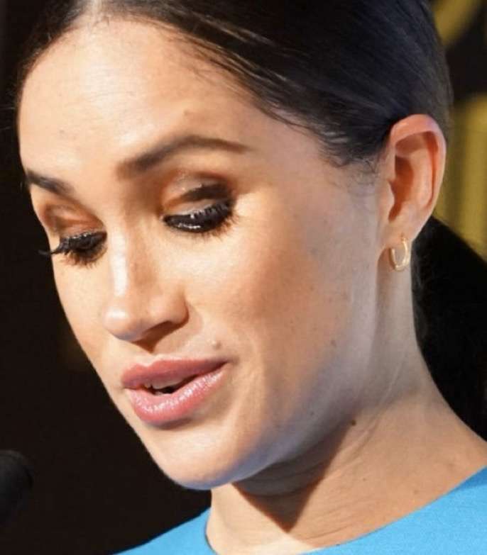 英ヘンリー王子夫妻、エリザベス女王に招待されて礼拝に参加