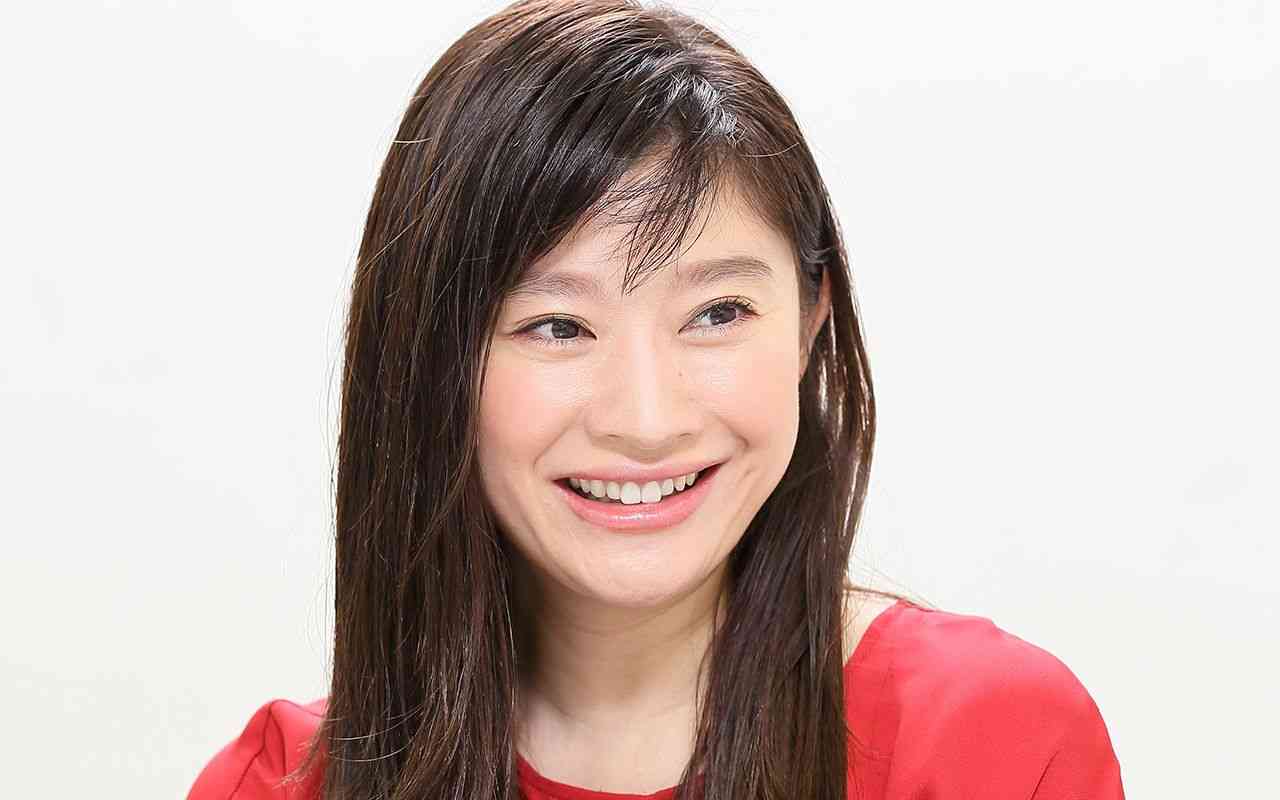 「ハケンの品格」復活　篠原涼子と市村正親“24歳差婚”はなぜうまくいっているのか | 文春オンライン