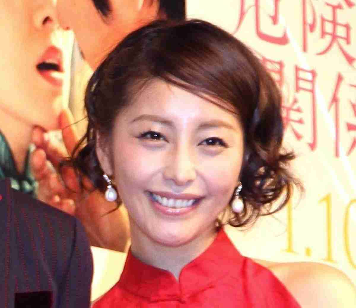 熊切あさ美、昭和なお風呂で入浴ショット…「見えそうで見えない」「一緒に入りたい」の声 : スポーツ報知