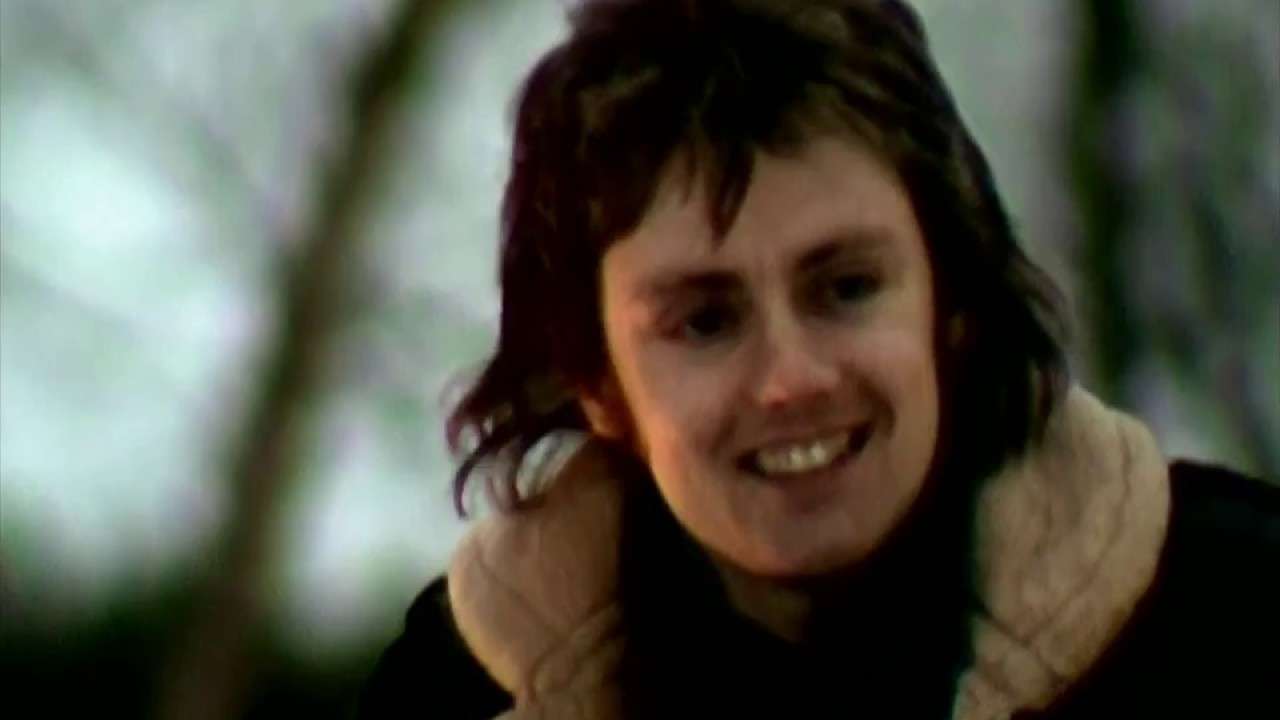 Queen - Spread Your Wings (Making Of & Alternative Takes) (High Quality) - YouTube